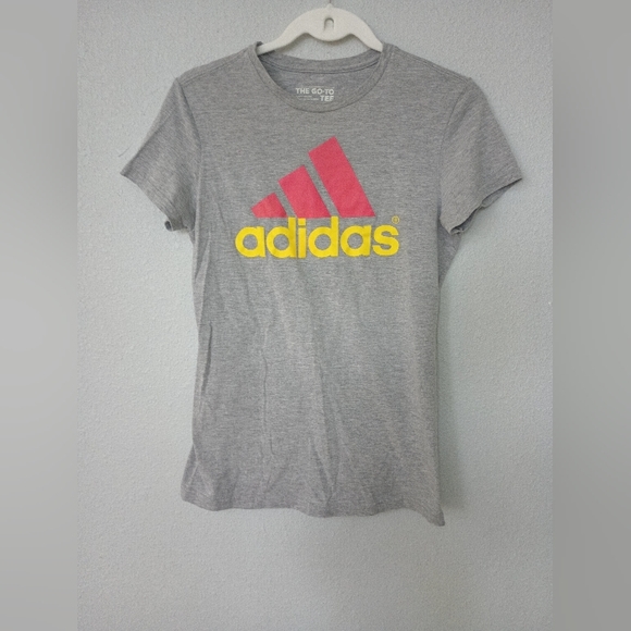 Small Adidas T Shirt - Picture 1 of 1